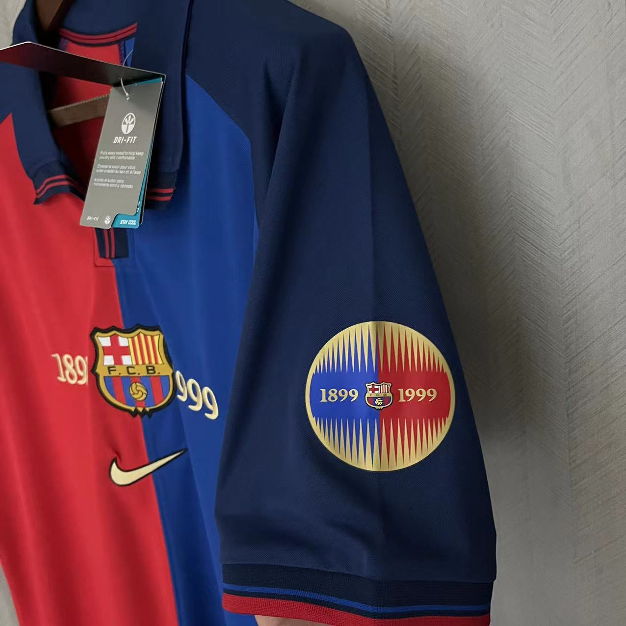 Camisa Barcelona Home 1999/00 - Retrô Nike Masculino - Azul e Grená