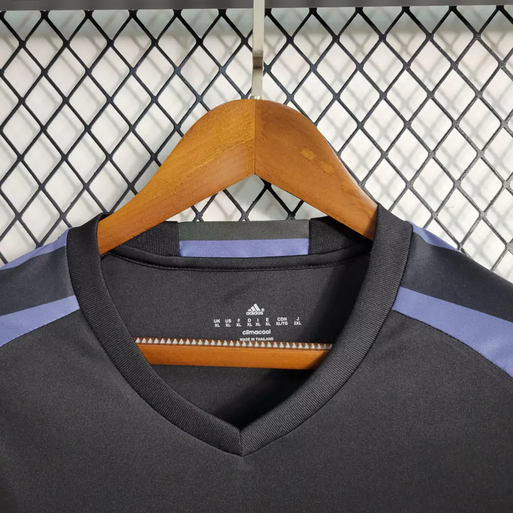 Camisa Real Madrid Third 2016/17 Manga Longa - Retrô Adidas Masculina - Preta