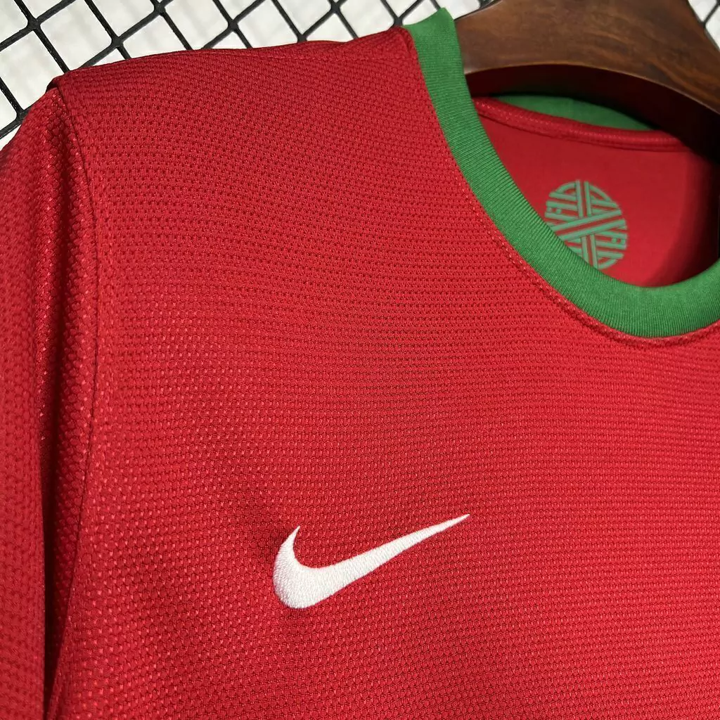 Camisa Portugal Home 2012 - Retrô Nike Masculino - Vermelho