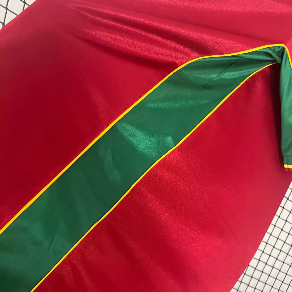 Camisa Portugal Home 1997 - Retrô Nike Masculino - Vermelho