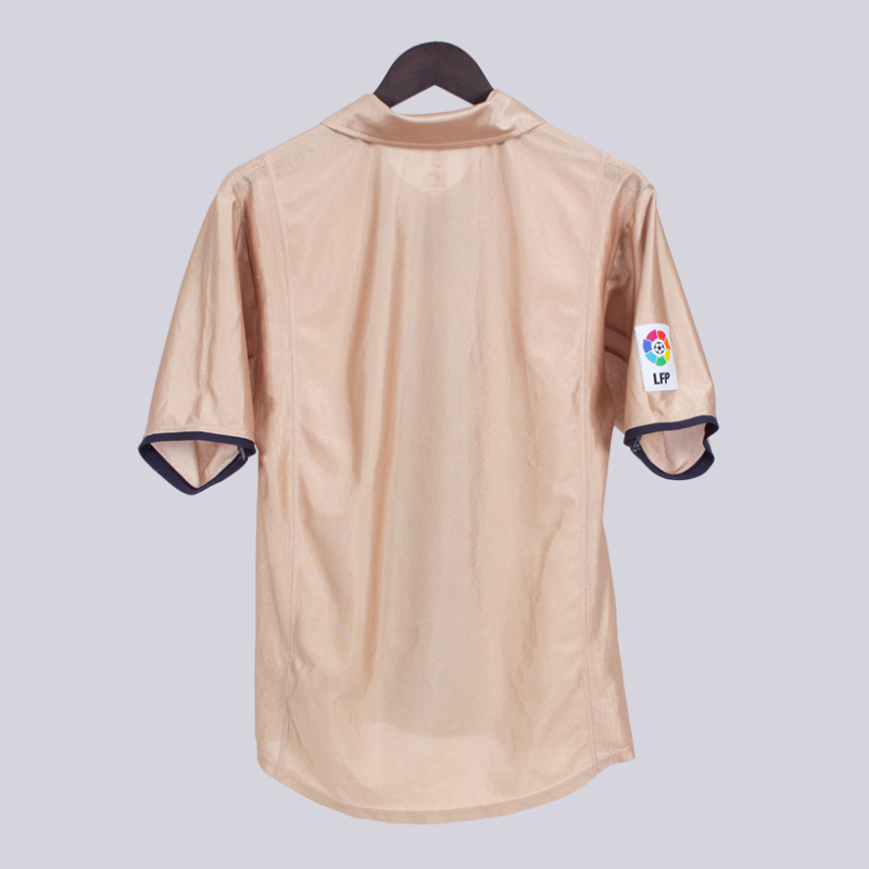 Camisa Barcelona Away 2001/02 - Retrô Nike Masculino - Bege
