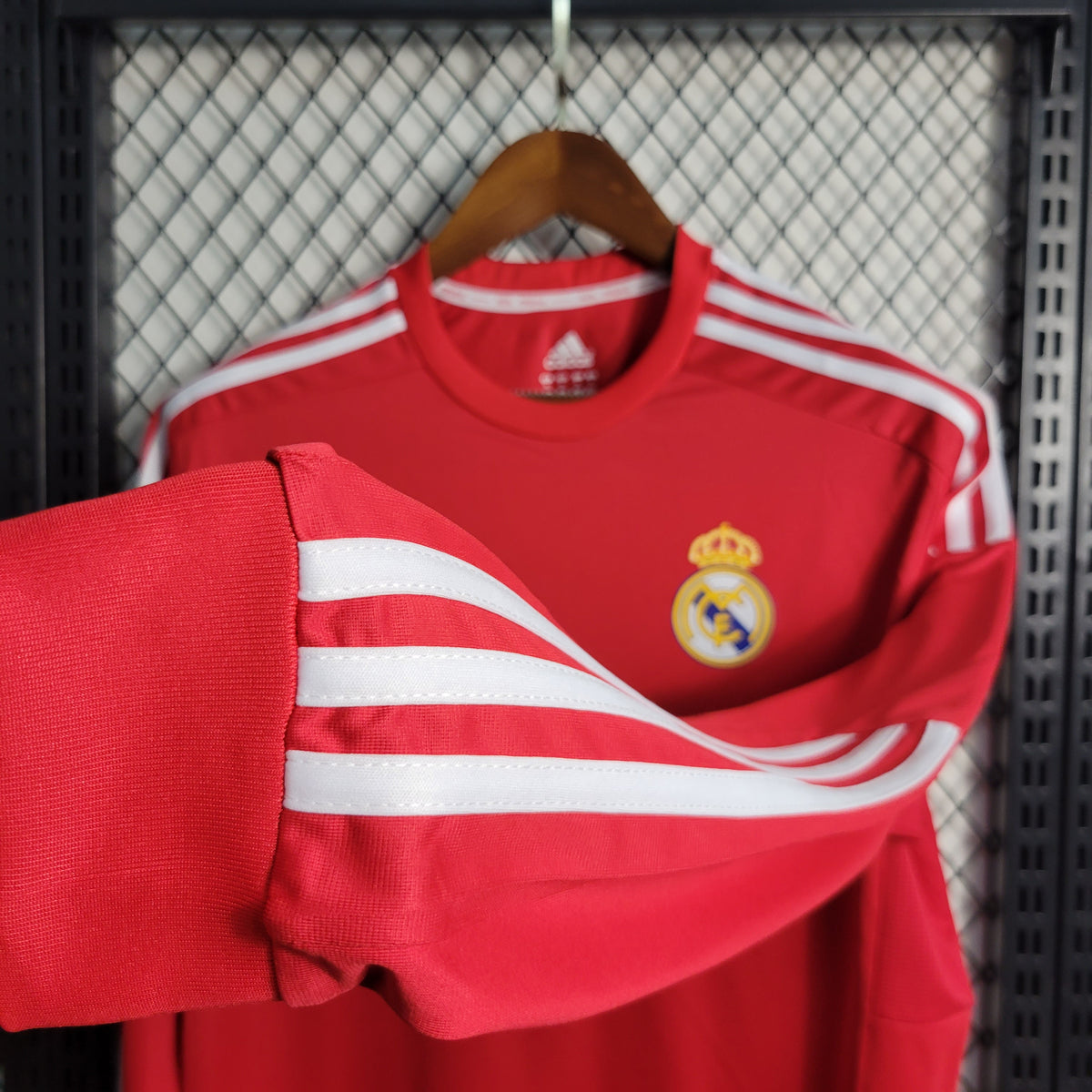 Camisa Real Madrid Third 2011/12 Manga Longa - Retrô Adidas Masculina - Vermelha