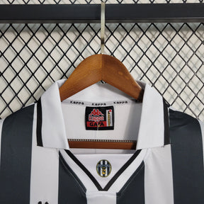 Camisa Juventus Home 1996/97 - Retrô Kappa Masculino - Preto e Branco