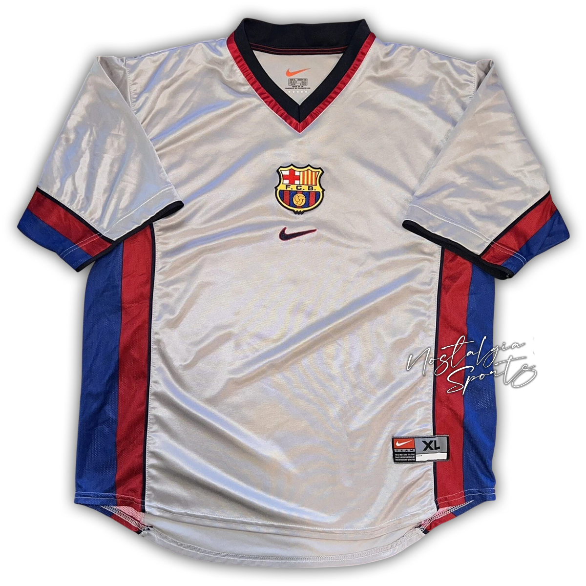 Camisa Barcelona Away 1999/00 - Retrô Nike Masculino - Branco