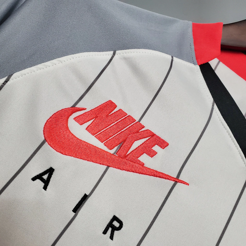 Camisa Liverpool IV Edição Air Max 2021/22 - Retrô Nike