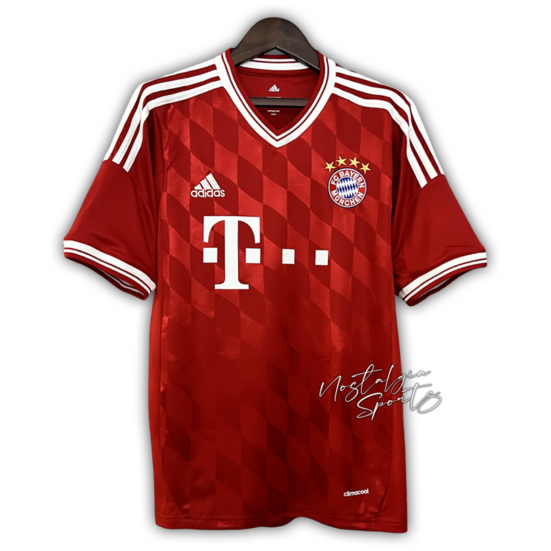 Camisa Bayern de Munique I 2013/14 - Retrô Adidas